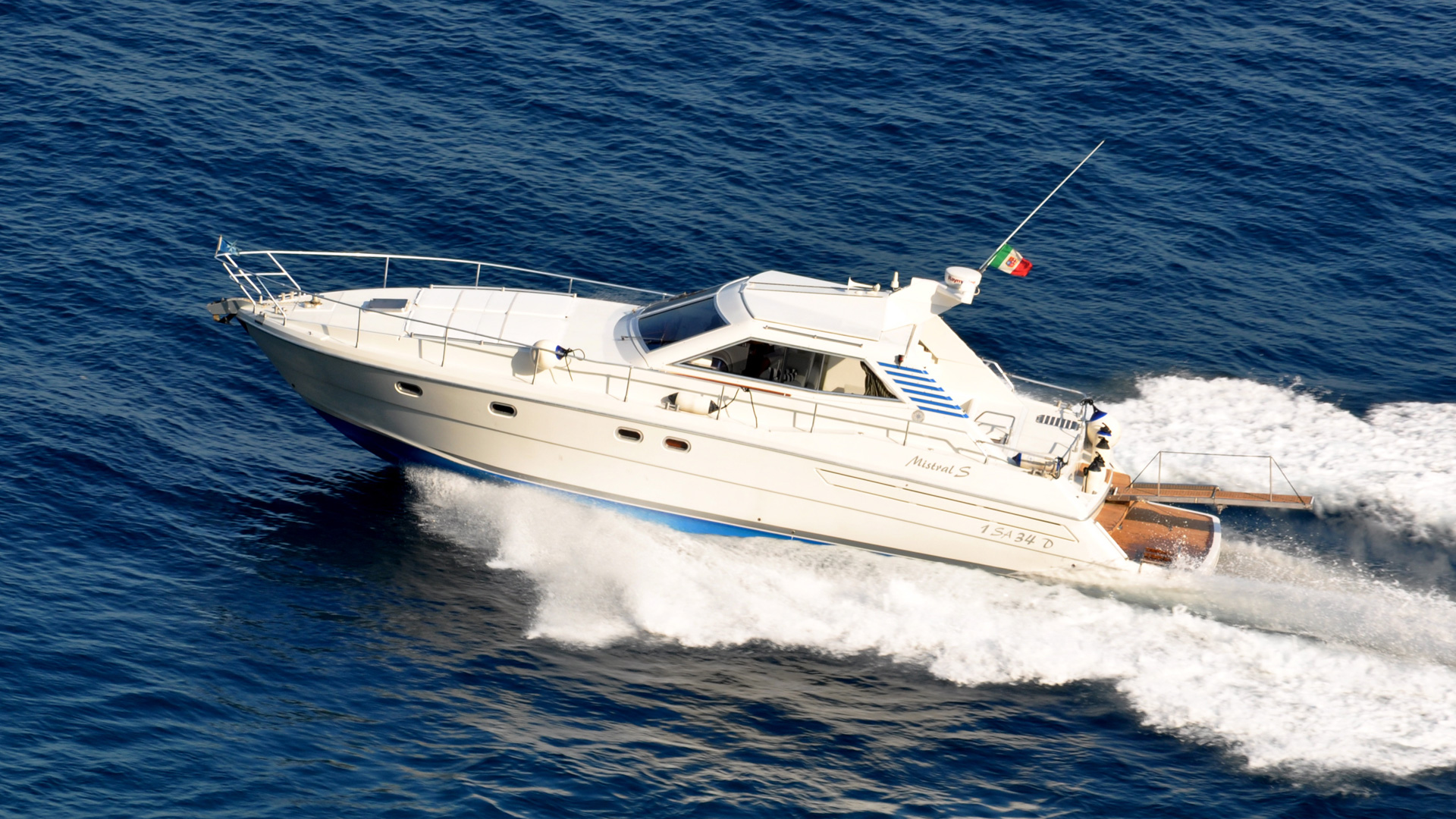 What are the specifications of a boat?